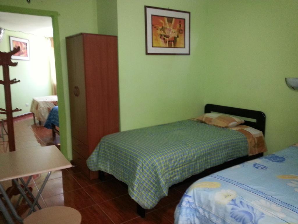 Hostal Puerto Ingles Ило Стая снимка